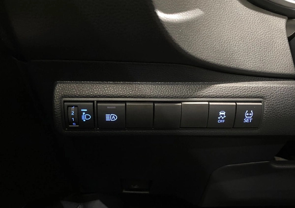 Toyota Corolla cena 69900 przebieg: 101858, rok produkcji 2019 z Przedbórz małe 154